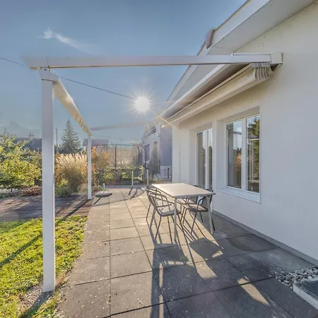 Stockhorn Loft - Central, Free Parking, Private *