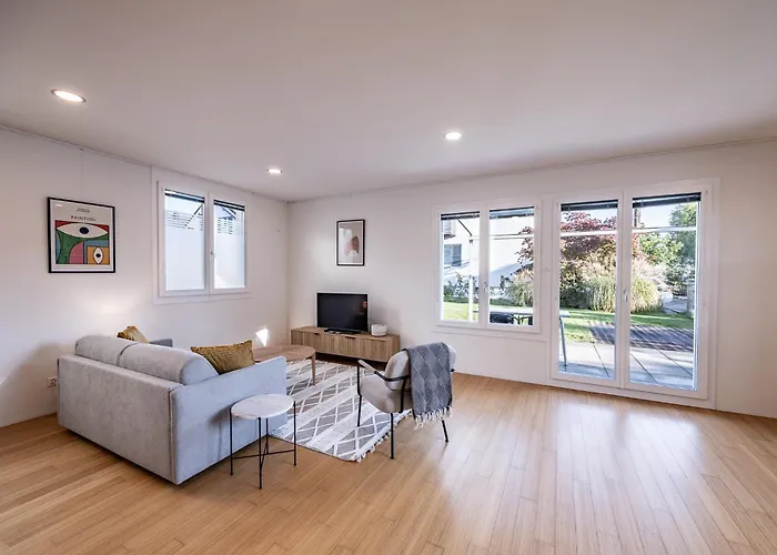 Stockhorn Loft - Central, Free Parking, Private *