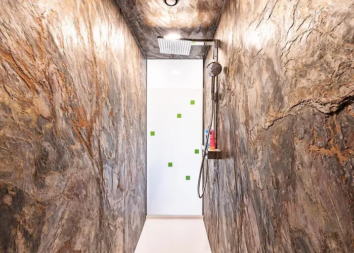 Stockhorn Loft - Central, Free Parking, Private Steffisburg